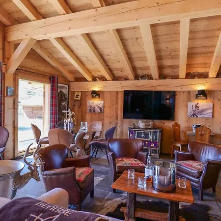Chalet Mont-blanc & *